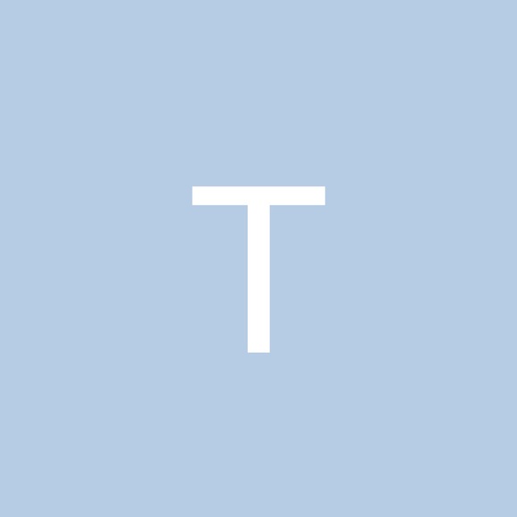Poshmark profile picture for @scraped